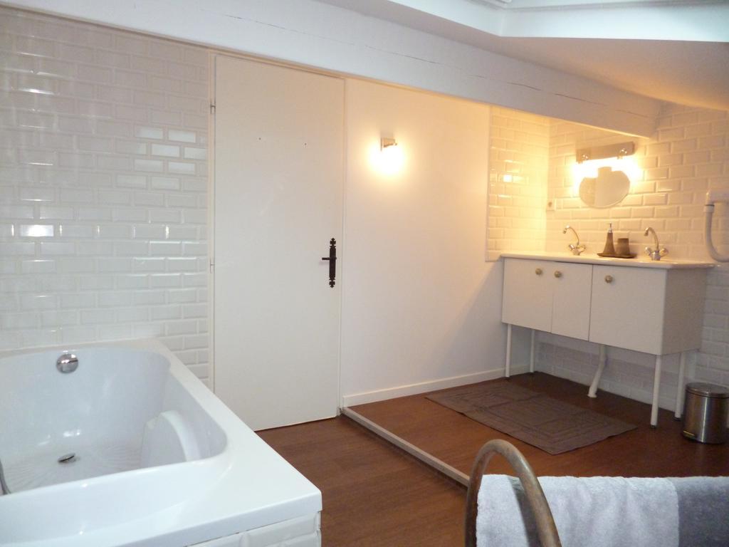 Le Lac De Crivito Bed & Breakfast Caraman Стая снимка