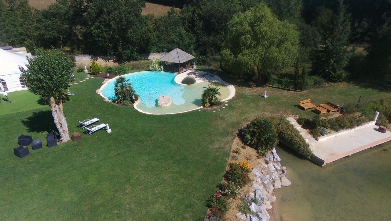 Le Lac De Crivito Bed & Breakfast Caraman Екстериор снимка